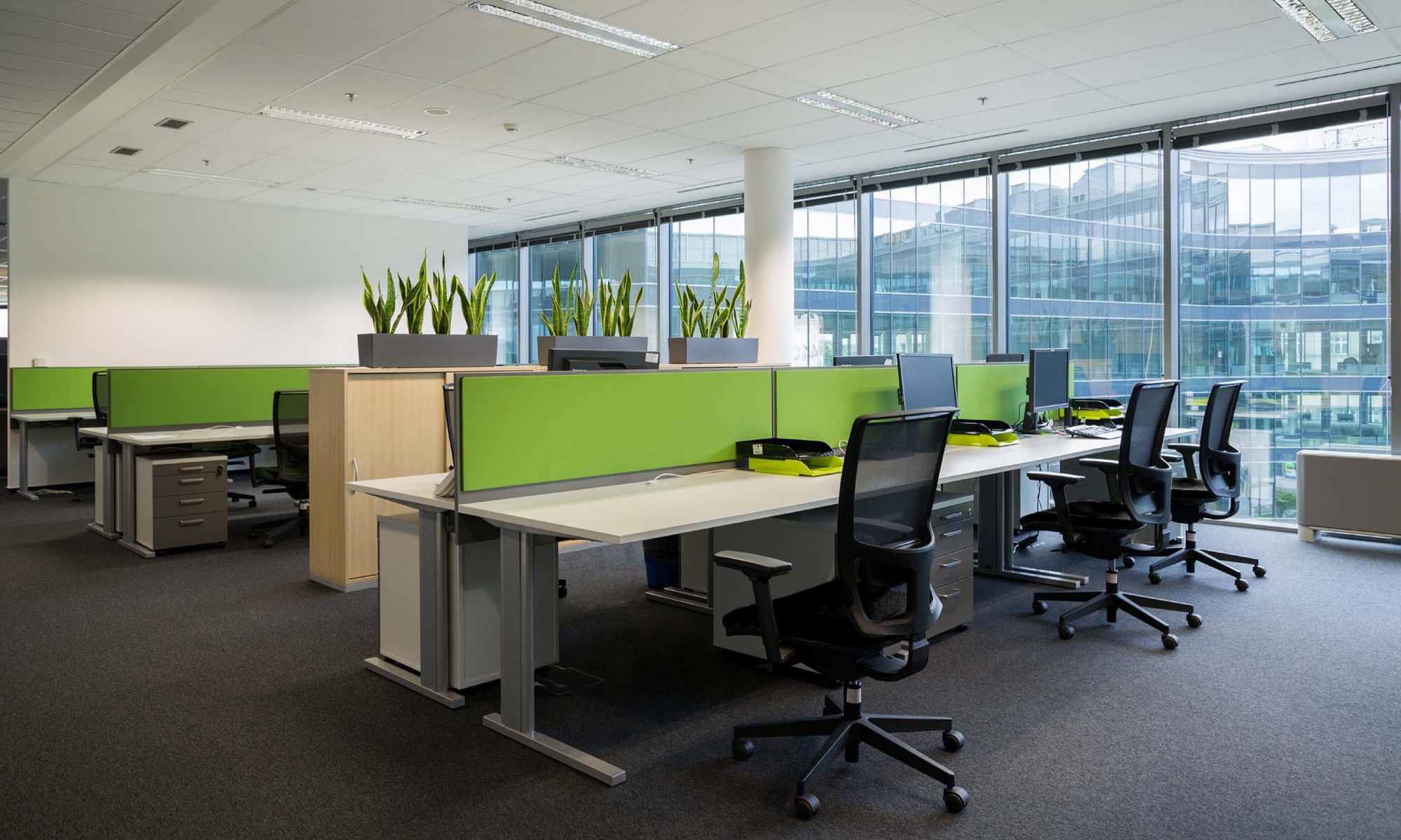 Główna galeria - Krzesło Obrotowe For All Nowy Styl - Majencia CZARNE (2)