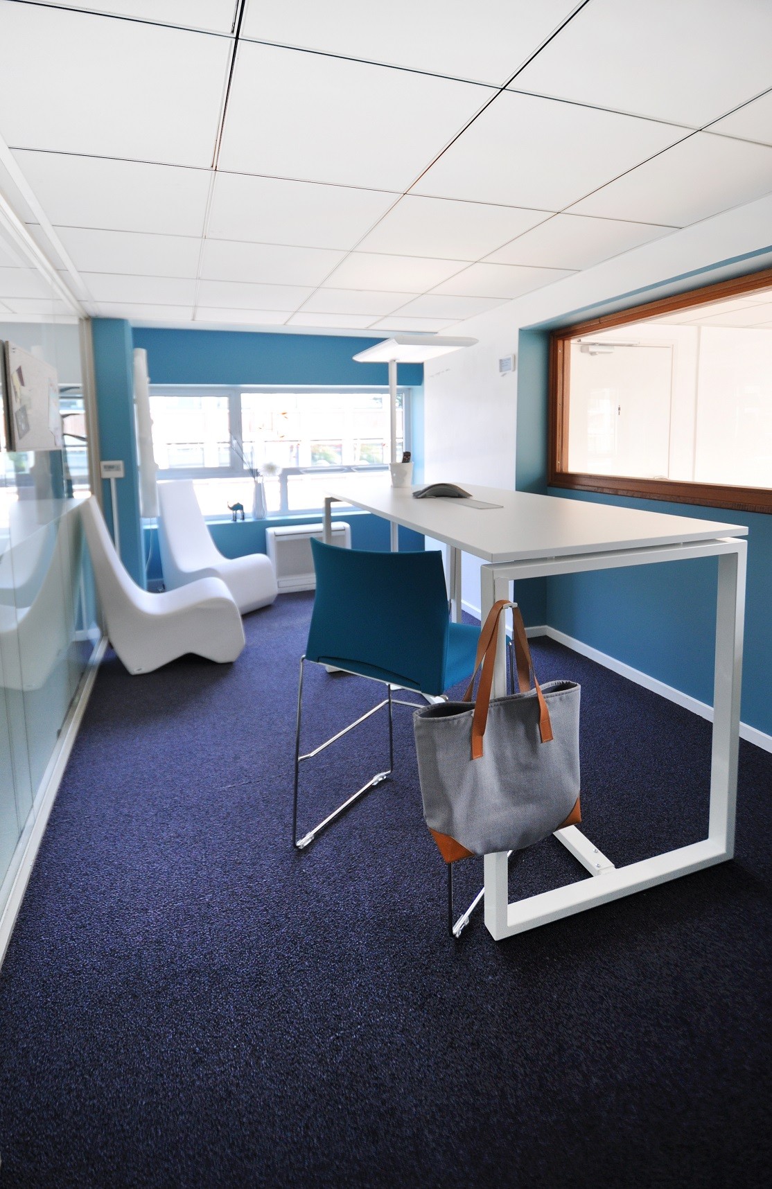 Główna galeria - Krzesło barowe / HOKER LINE Nowy Styl - Majencia Szare (3)