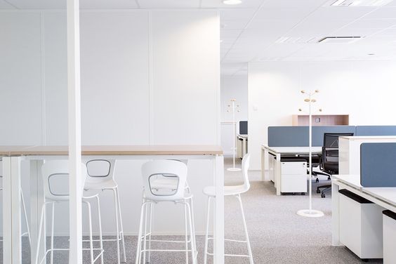 Główna galeria - Krzesło barowe / HOKER BLOG 78 firmy GABER - Czerwone z białym obramowaniem (5)