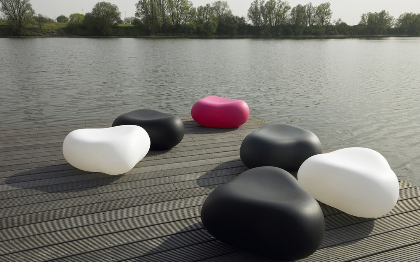 PUFA z polietylenu FEEK PEBBLE - Grafitowa