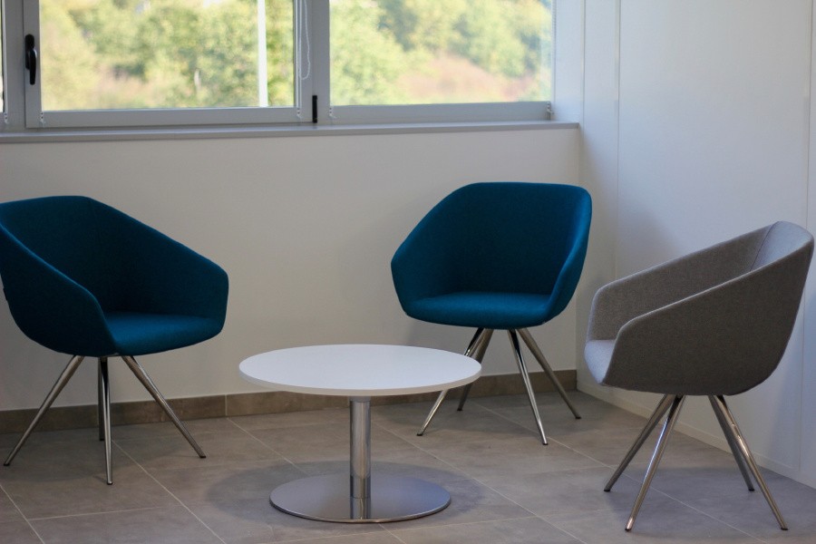 Główna galeria - FOTEL LOTUS Nowy Styl - Majencia - Niebieskie (2)