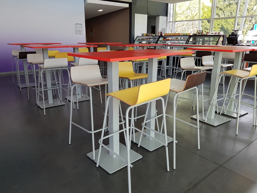 Główna galeria - Krzesło barowe / HOKER SAXO firmy LAFA - Made in France (2)