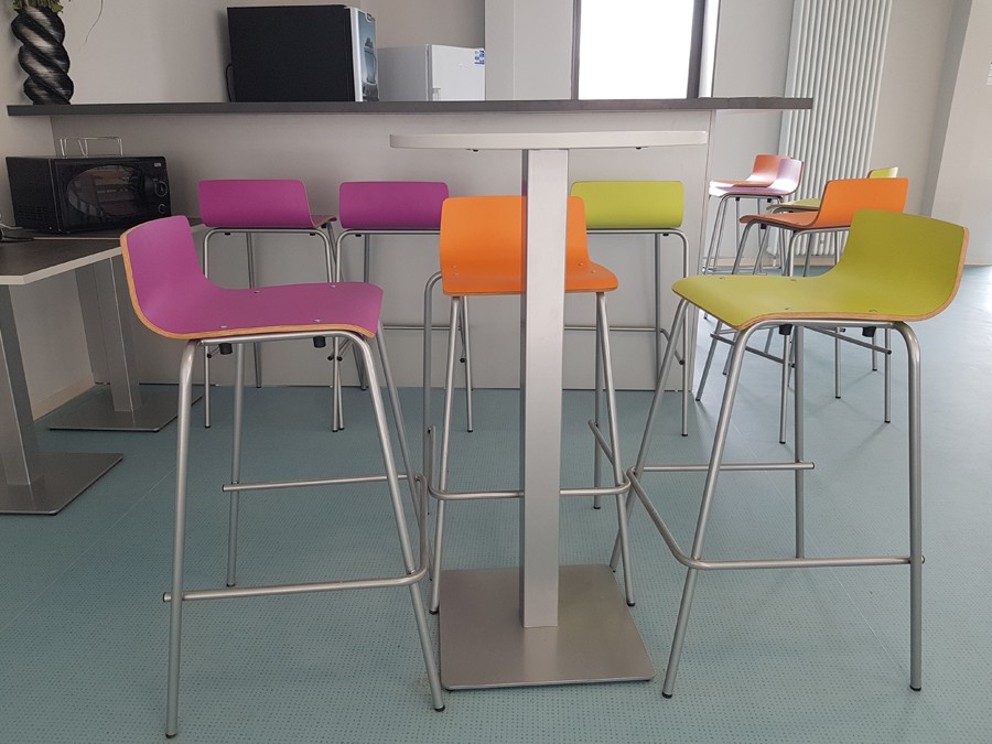 Główna galeria - Krzesło barowe / HOKER SAXO firmy LAFA - Made in France (3)