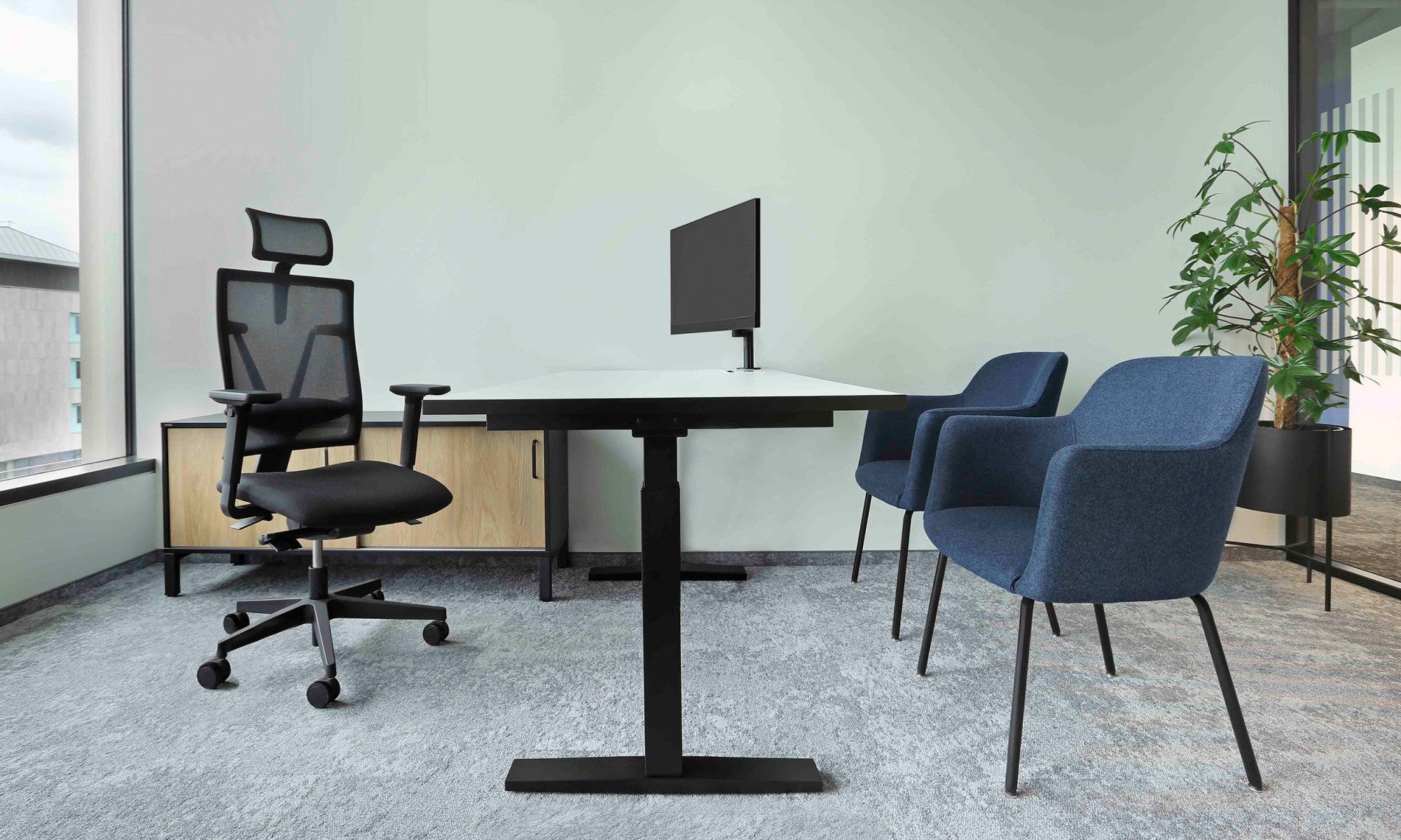 Główna galeria - Biurko elektryczne eUP 2 - biały blat czarna podstawa Nowy Styl 1200x700cm (5)