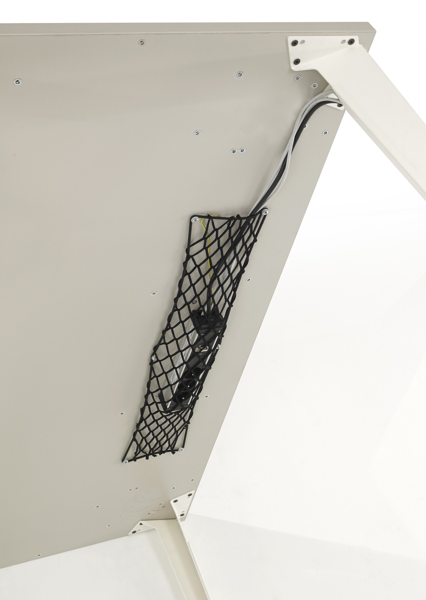 Główna galeria - Listwa zasilająca Ratio Electric 3 gniazdka + 2xRJ45 (3)