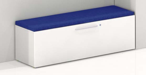 Poduszka na szafkę Oxo kolor Niebieski Morski firmy Majencia - Nowy Styl