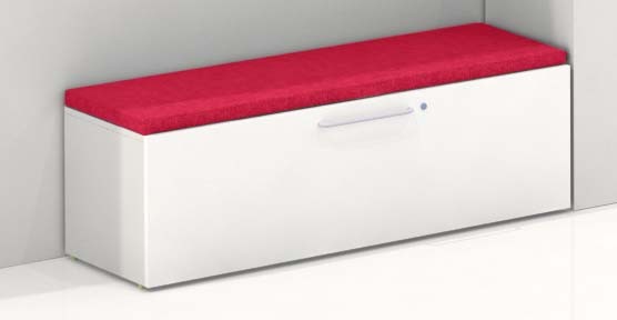 Poduszka na szafkę Oxo kolor Czerwony firmy Majencia - Nowy Styl