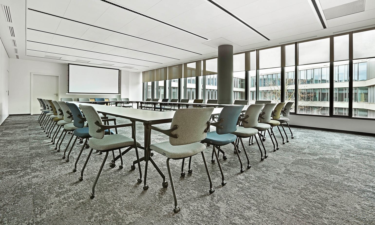 Główna galeria - Stół konferencyjny mobilny Flib 1600 x 800 mm Nowy Styl (2)