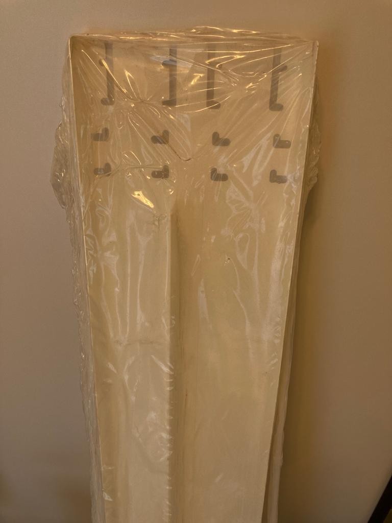 Główna galeria - Kanał kablowy do biurka 1600 mm (4)