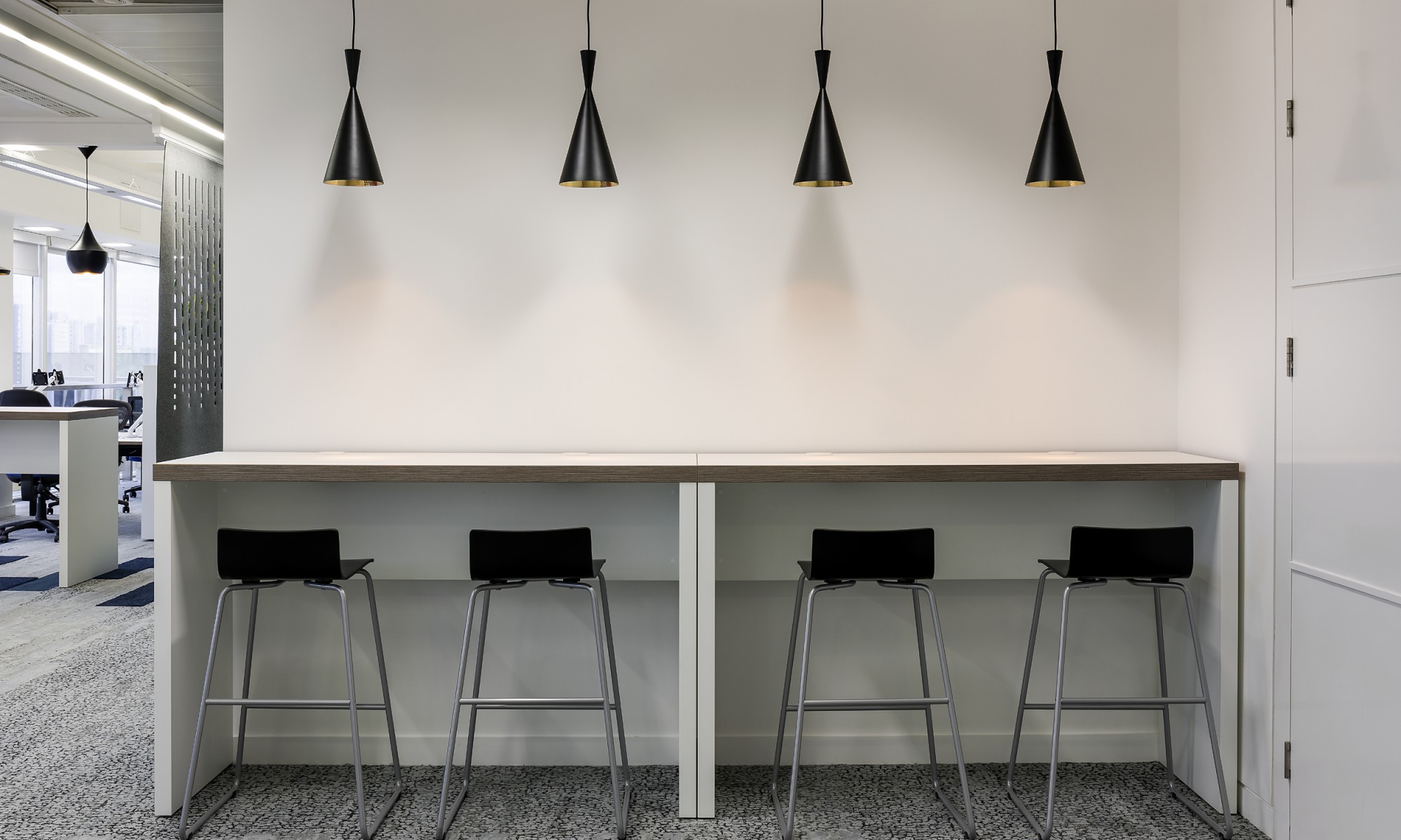 CAFE VII HOCKER Laminat - Nowy Styl U321