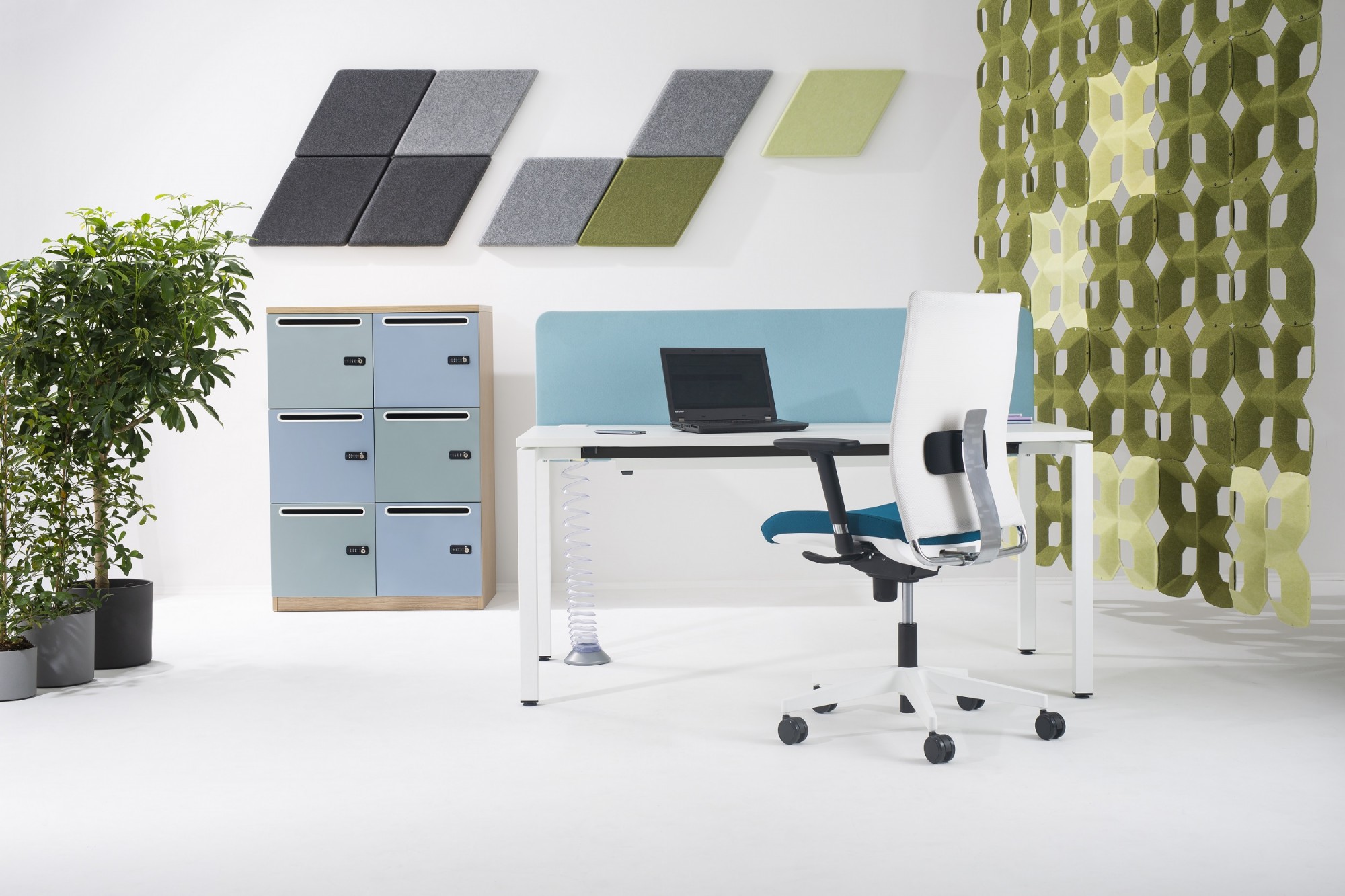 Główna galeria - Fotel obrotowy INTRATA O-11 RB FS (4)