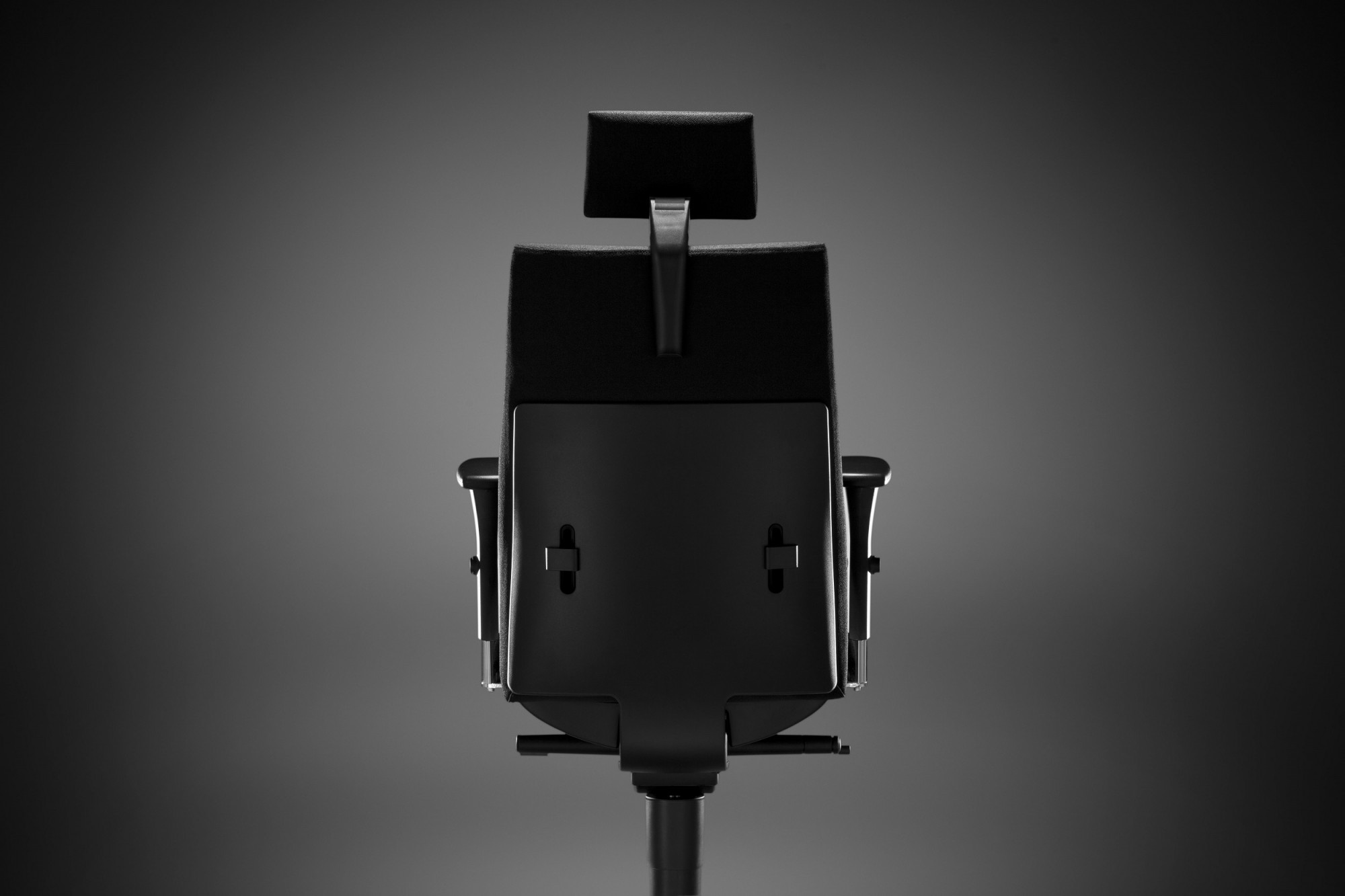 Główna galeria - Fotel obrotowy INTRATA O-13 FS (2)