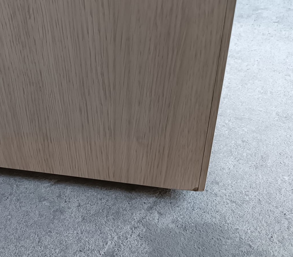 Główna galeria - Szafka biurowa Story z drzwiami uchylnymi wersja lewa firmy MAJENCIA - Nowy STYL (2)